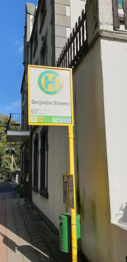 Hotel Bergische Schweiz Velbert Exterior photo